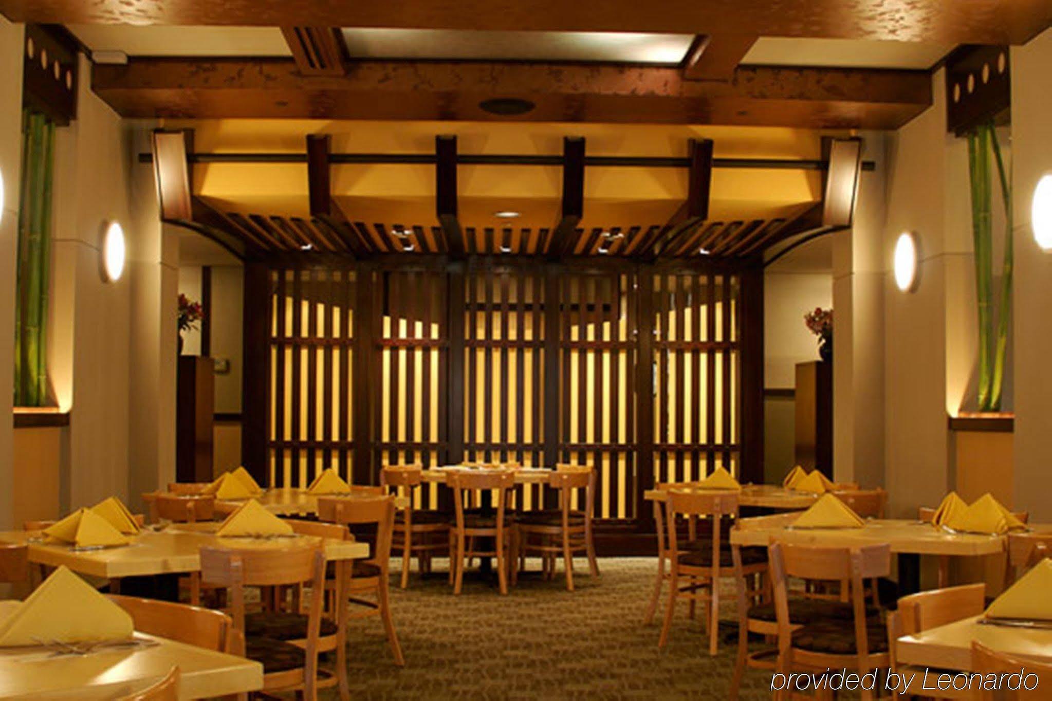 波士顿假日酒店 - 戴德姆酒店&会议中心 戴达姆 外观 照片